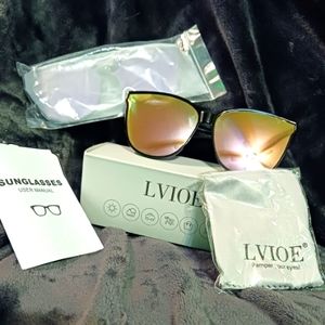 NIB LVIOE Sunglasses